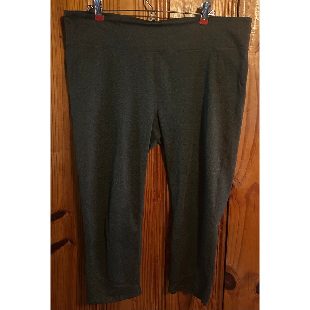 Fabletics women’s charcoal gray high rise cropped leggings size 1X